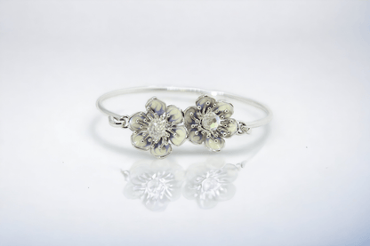 Eternal Bloom Flower Bracelet - J & S Expressions